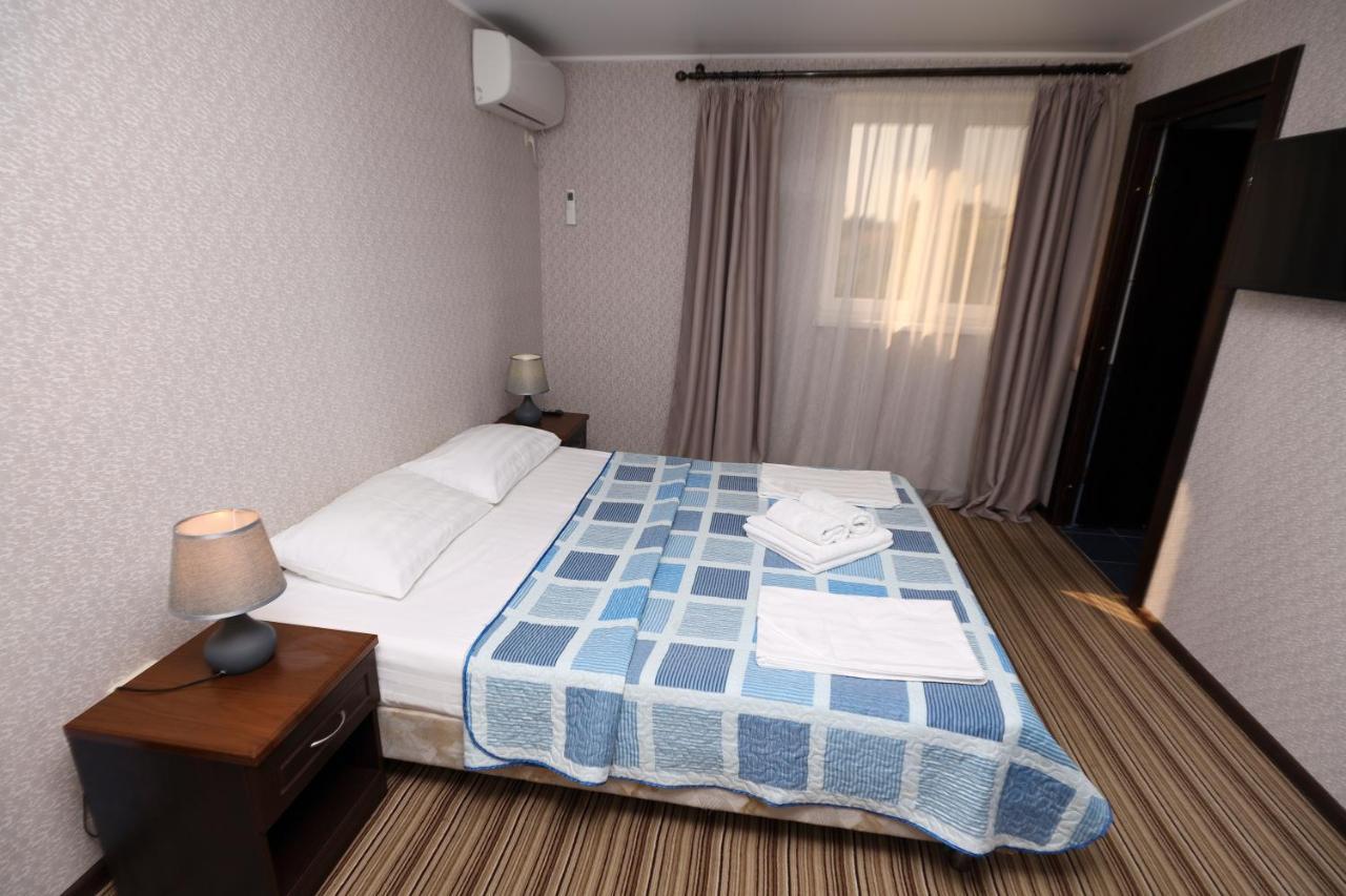 Hotel Capri Sukhumi Eksteriør bilde