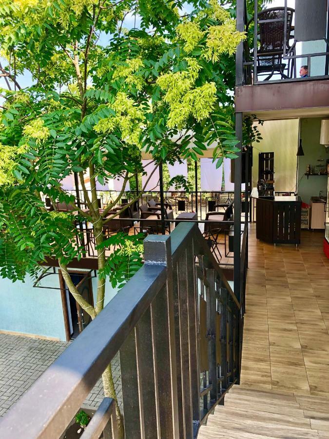 Hotel Capri Sukhumi Eksteriør bilde